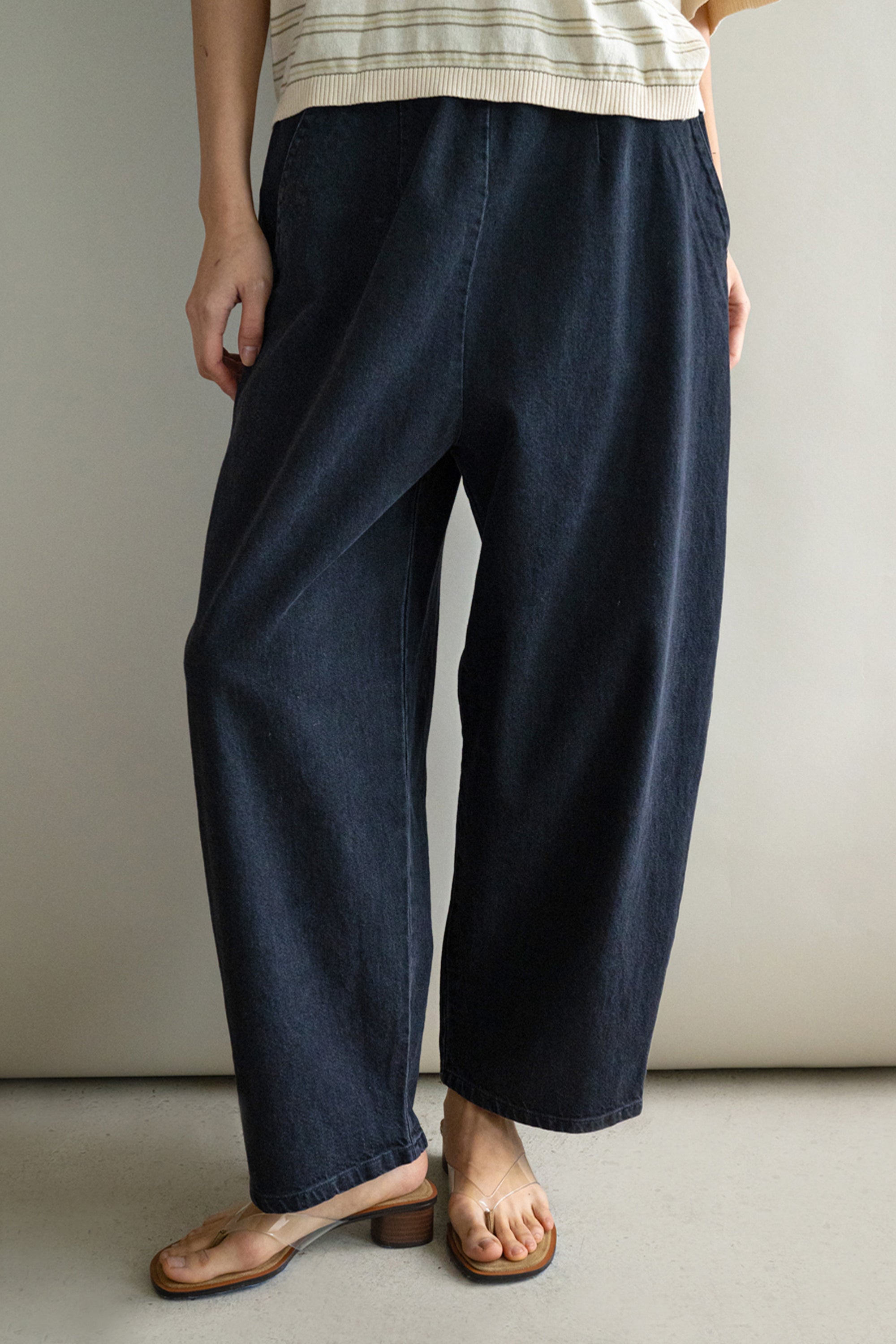 Faded Black Barrel Pant