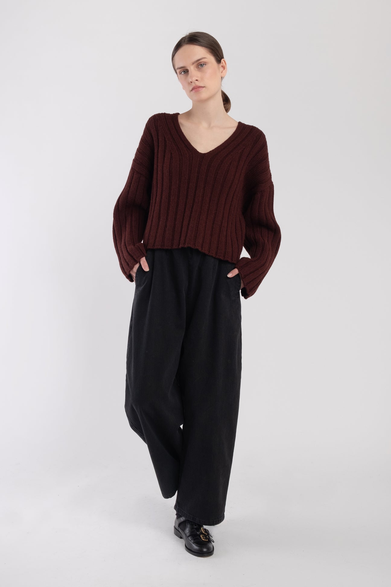 Plum Cropped Rib Pullover