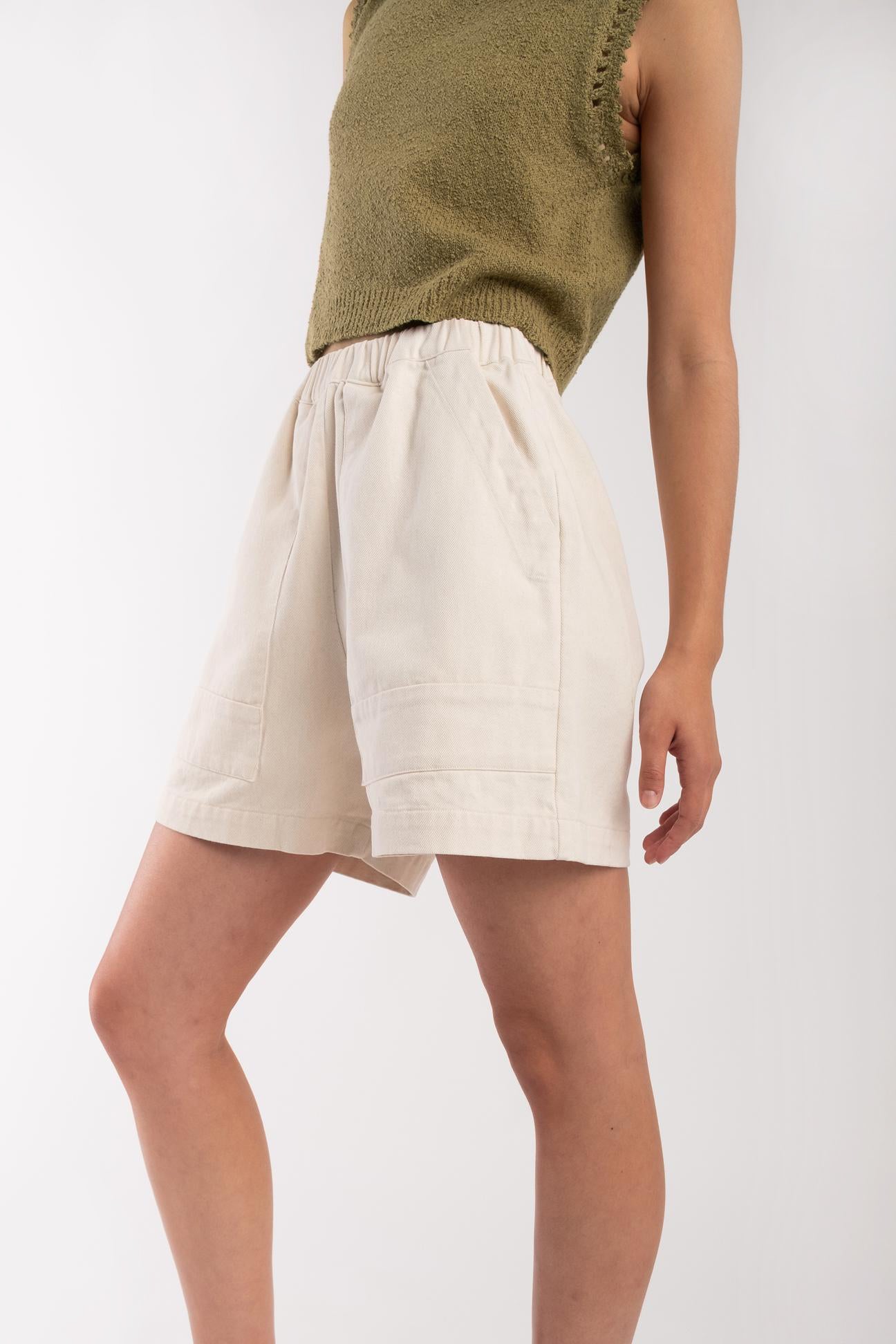 Cream Field Short